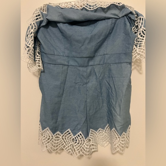 Bardot by Revolve Lace trim play suit. - Picture 2 of 6